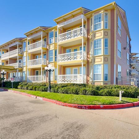 Coastal Galveston Condo Walk To Shoreline! Buitenkant foto