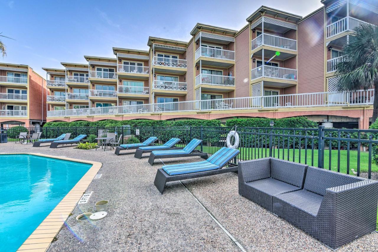 Coastal Galveston Condo Walk To Shoreline! Buitenkant foto