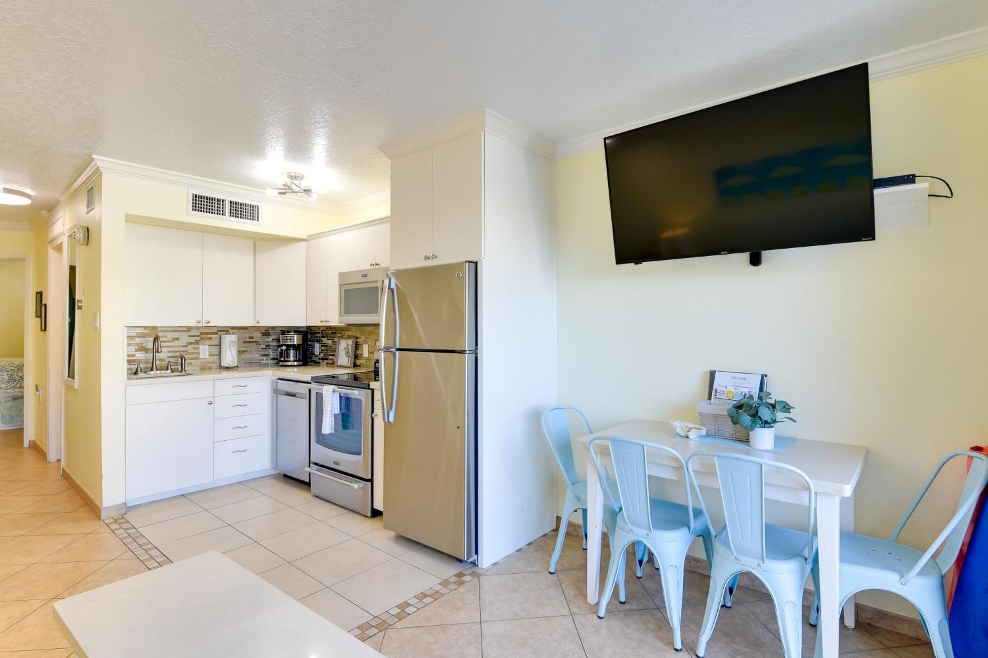 Coastal Galveston Condo Walk To Shoreline! Buitenkant foto