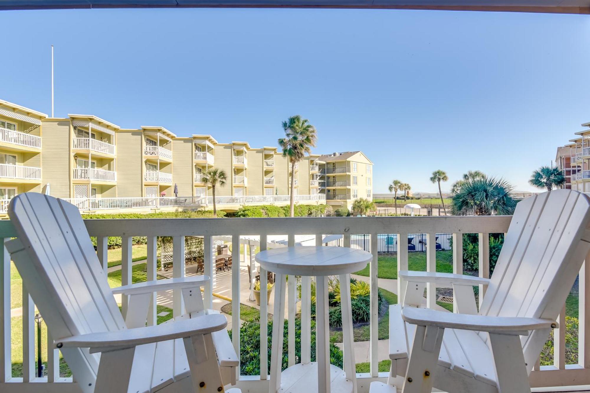 Coastal Galveston Condo Walk To Shoreline! Buitenkant foto